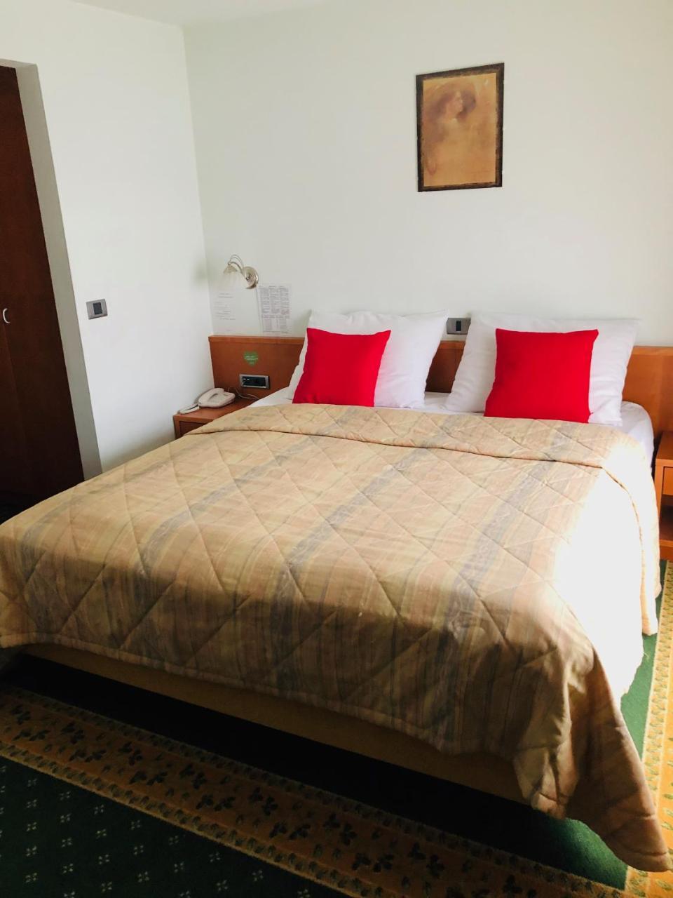Grandvid Hotel Skofljica Екстер'єр фото